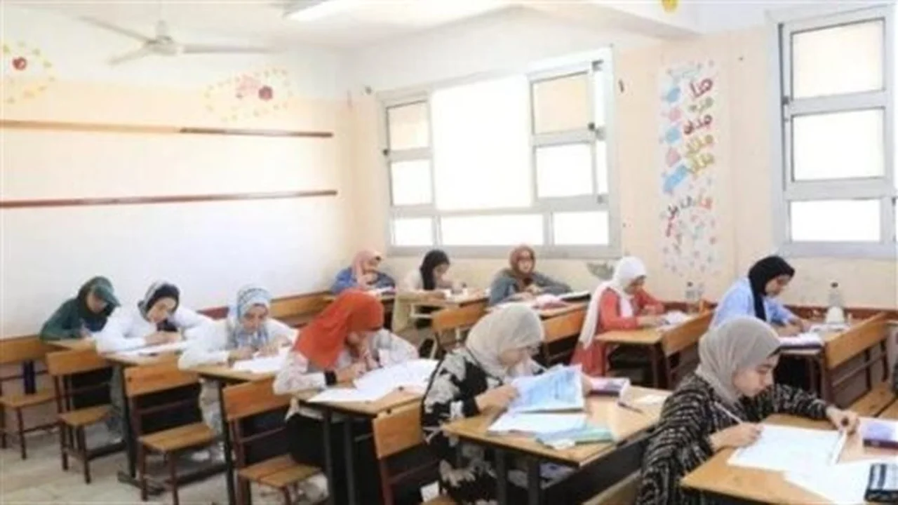ماراثون امتحانات الثانوية العامة 2026 يبدأ قريبًا.. هل أنتم مستعدون؟